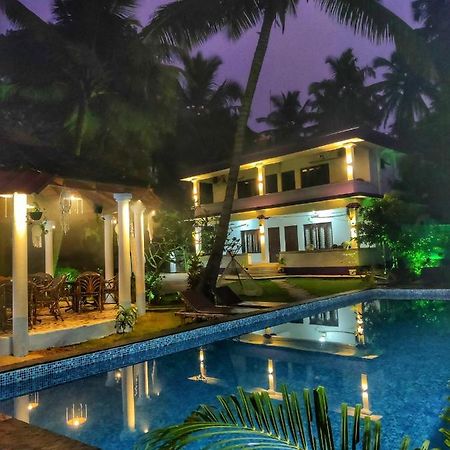 Heaven Goa Guesthouse ベナウリム エクステリア 写真
