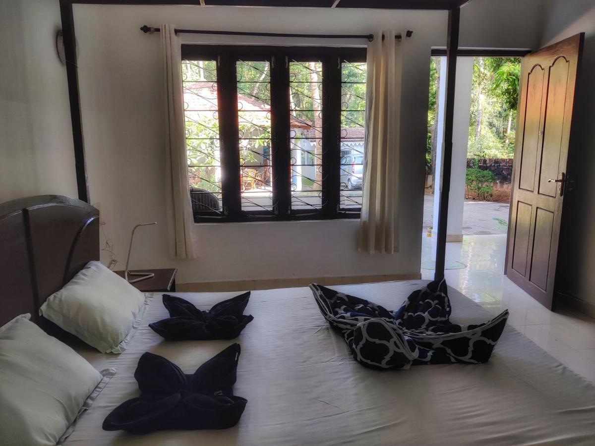 Heaven Goa Guesthouse ベナウリム エクステリア 写真