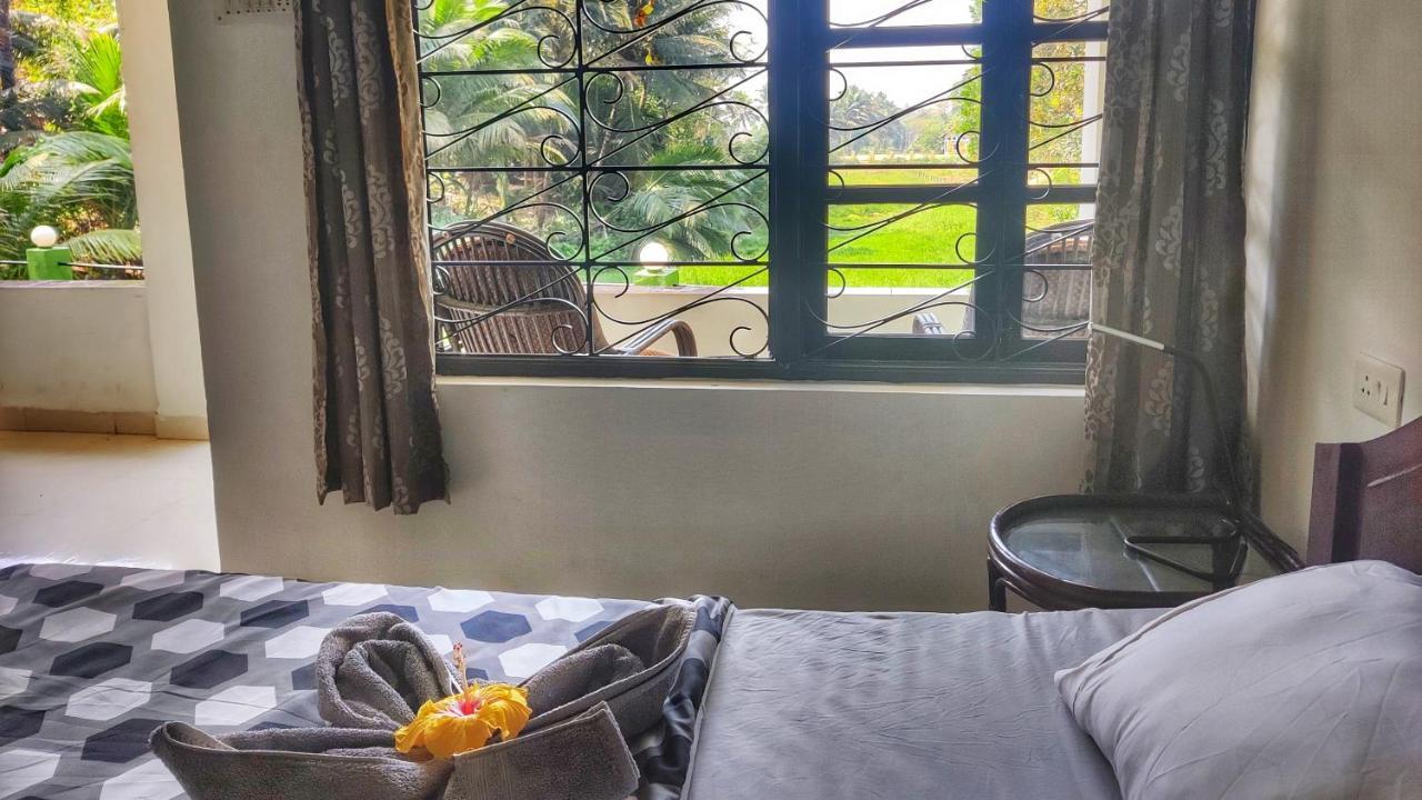 Heaven Goa Guesthouse ベナウリム エクステリア 写真